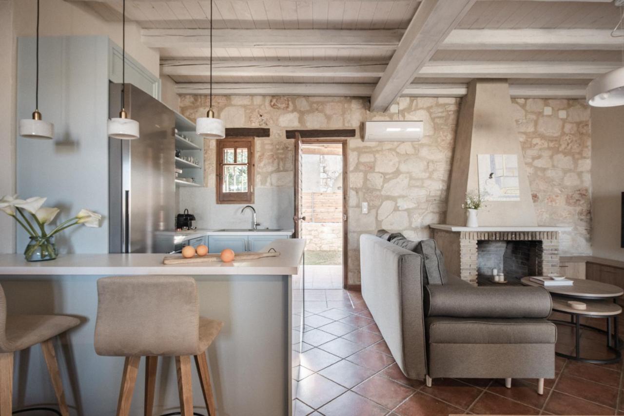 Viatzo Villas - Eclectic Villas With Heated Saltwater Pools Mouzakion  Exterior photo