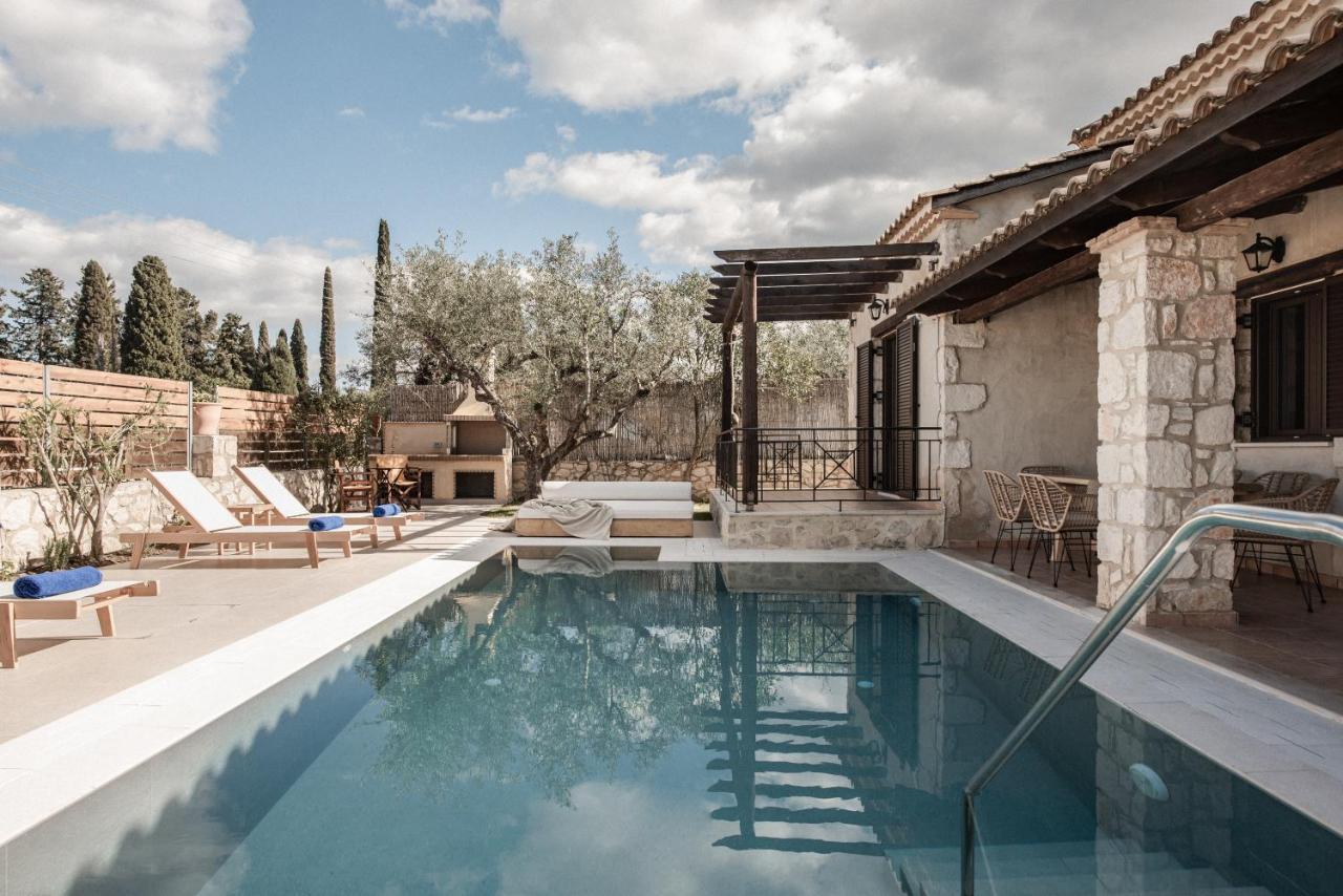 Viatzo Villas - Eclectic Villas With Heated Saltwater Pools Mouzakion  Exterior photo